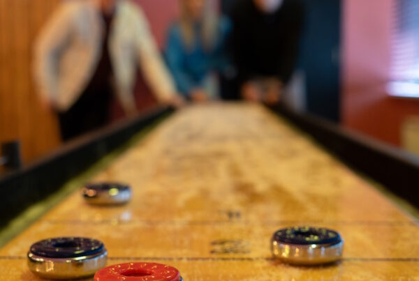 Shuffleboard spelen in Eindhoven